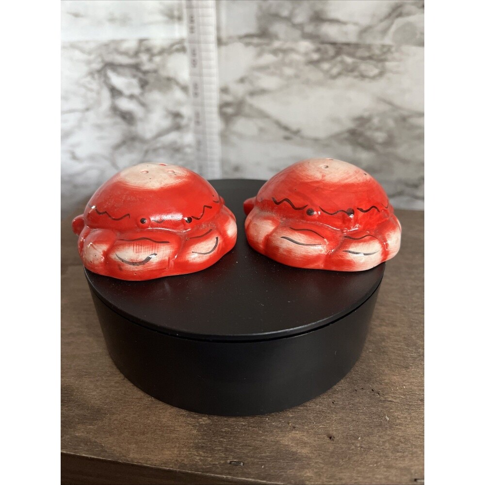 Red Crab Salt & Pepper Shakers Coastal Beachy Nautical